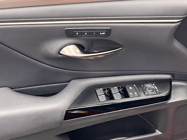2023 Lexus ES 300h