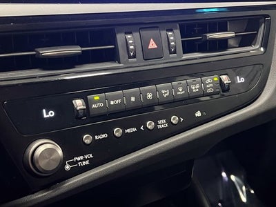 2025 Lexus ES 350