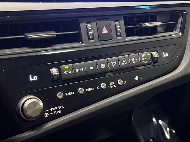 2025 Lexus ES 350