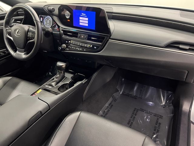 2025 Lexus ES 300h