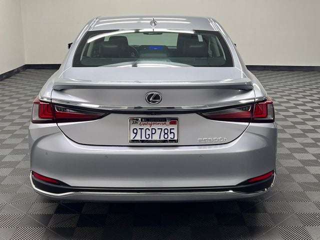 2025 Lexus ES 300h