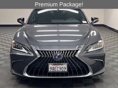 2022 Lexus ES 300h