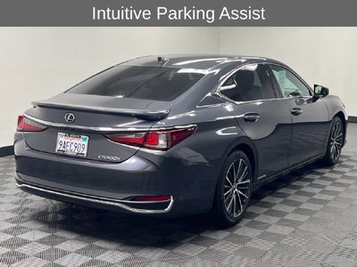 2022 Lexus ES 300h