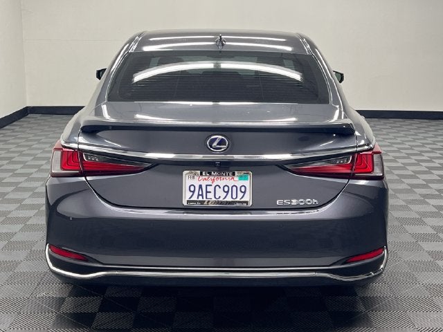 2022 Lexus ES 300h