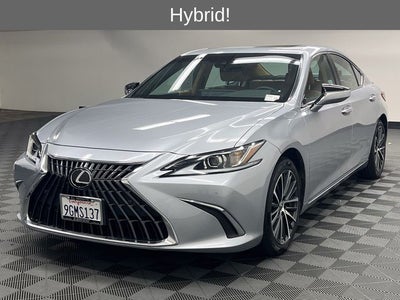 2023 Lexus ES 300h