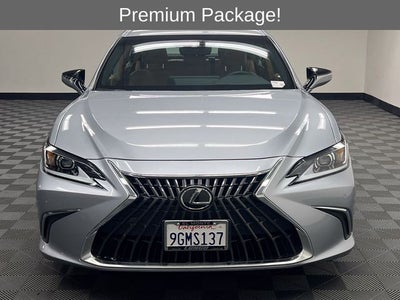 2023 Lexus ES 300h