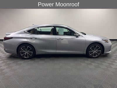 2023 Lexus ES 300h