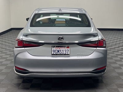 2023 Lexus ES 300h