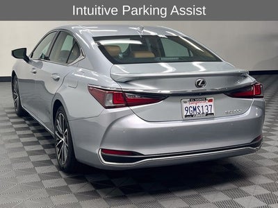 2023 Lexus ES 300h