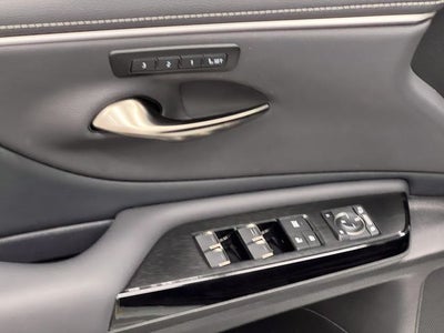 2025 Lexus ES 300h