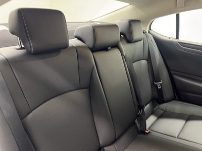 2025 Lexus ES 300h