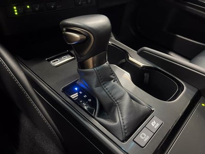 2025 Lexus ES 300h