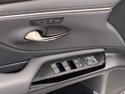 2025 Lexus ES 300h