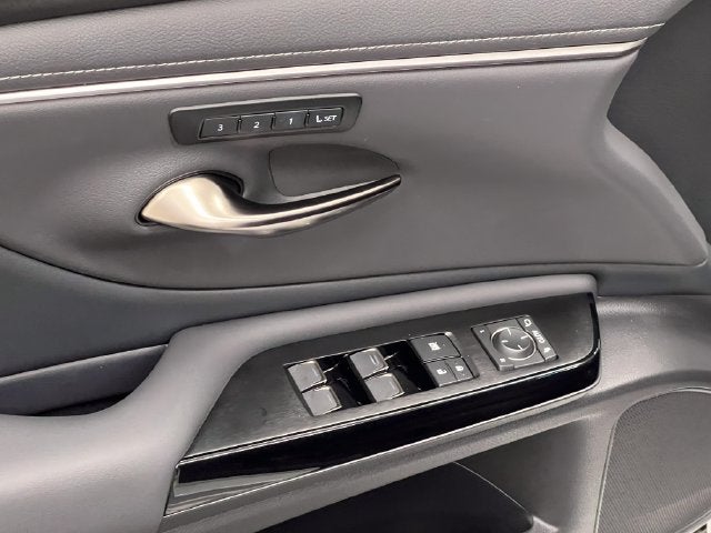 2025 Lexus ES 300h