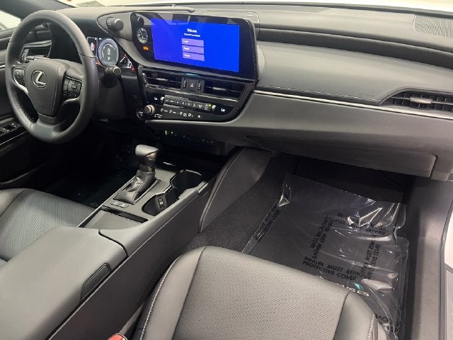2025 Lexus ES 300h