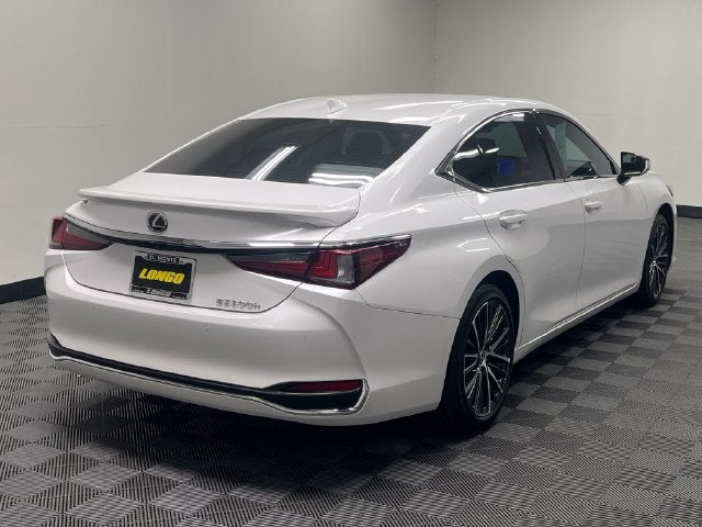 2025 Lexus ES 300h