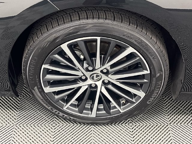 2024 Lexus ES 300h