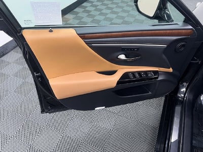 2024 Lexus ES 300h