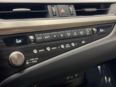 2021 Lexus ES 300h
