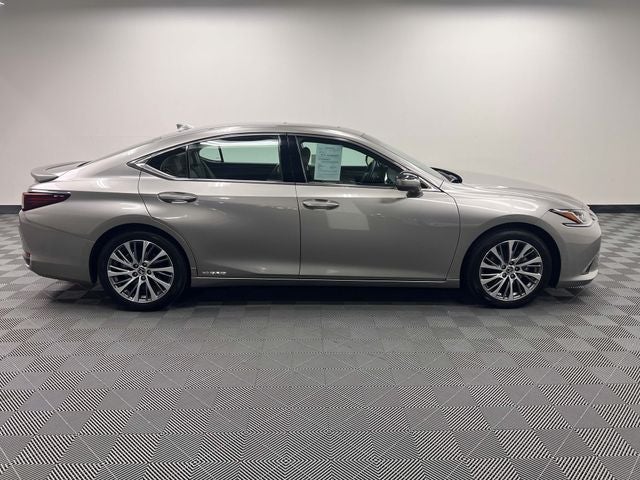 2021 Lexus ES 300h