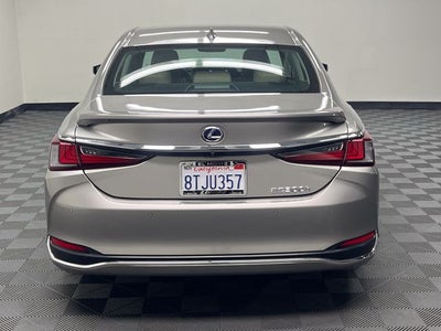 2021 Lexus ES 300h