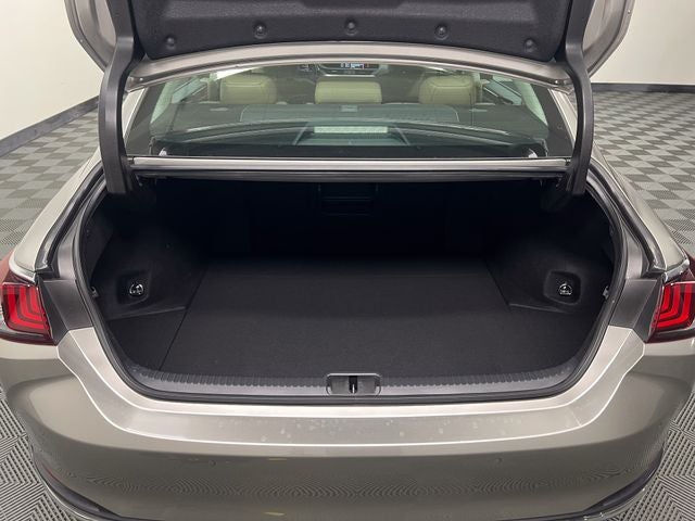 2021 Lexus ES 300h