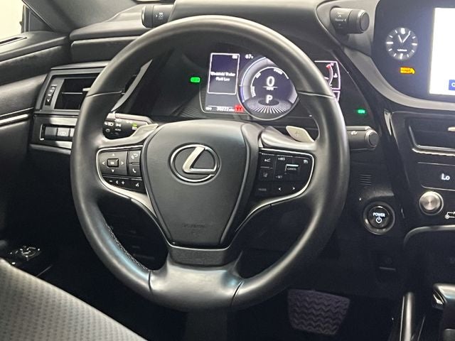 2025 Lexus ES 300h