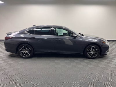 2025 Lexus ES 300h