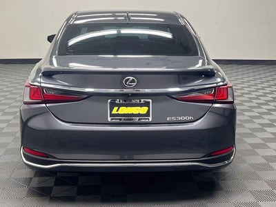 2025 Lexus ES 300h