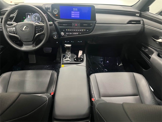 2025 Lexus ES 300h