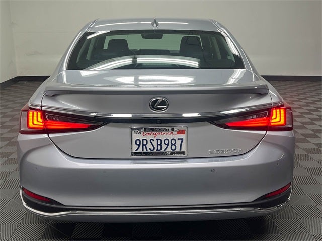 2025 Lexus ES 300h