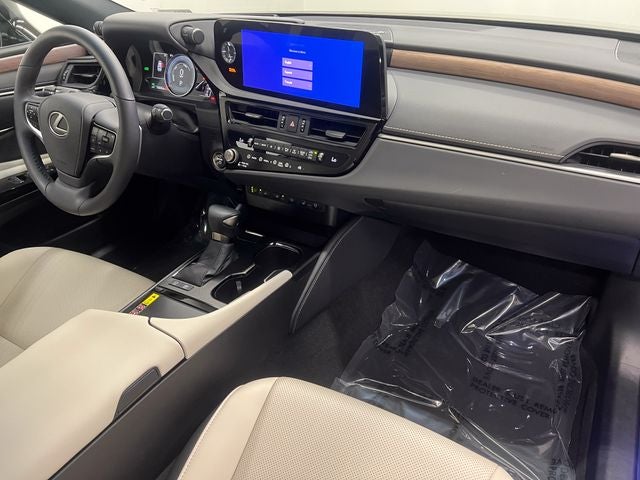 2024 Lexus ES 300h