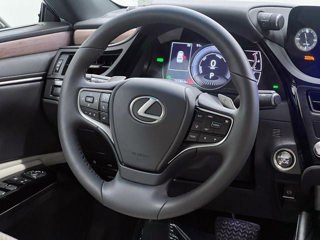 2024 Lexus ES 300h