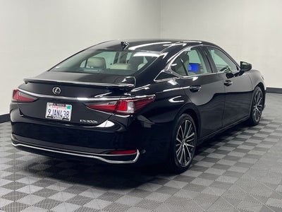 2024 Lexus ES 300h