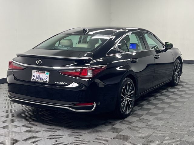 2024 Lexus ES 300h
