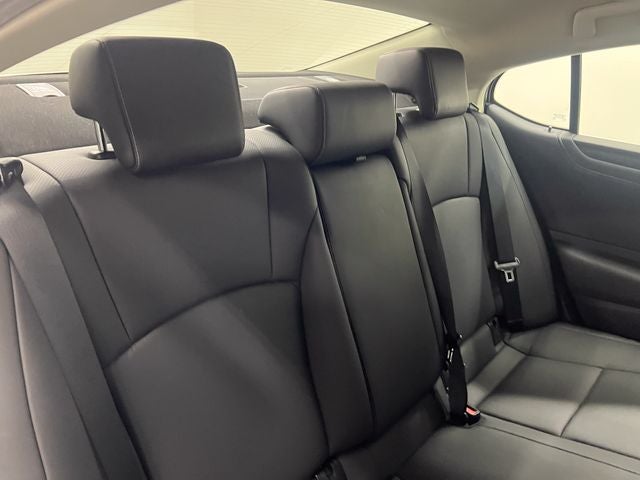 2025 Lexus ES 300h