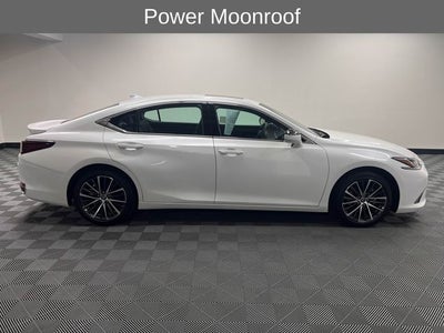 2025 Lexus ES 300h