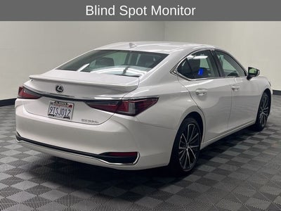 2025 Lexus ES 300h