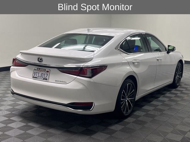 2025 Lexus ES 300h