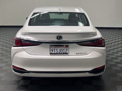 2025 Lexus ES 300h