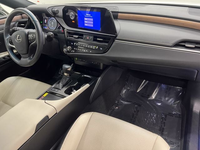 2024 Lexus ES 300h
