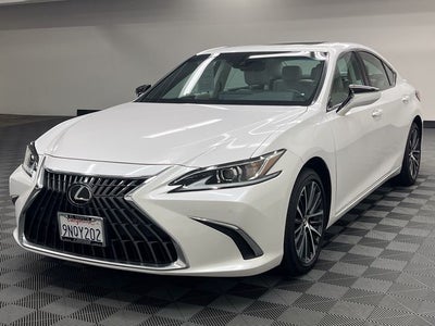 2024 Lexus ES 300h