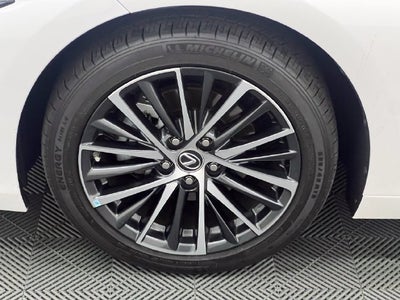 2024 Lexus ES 300h