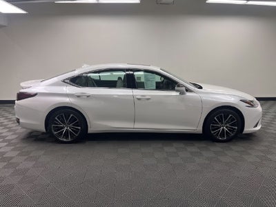 2024 Lexus ES 300h