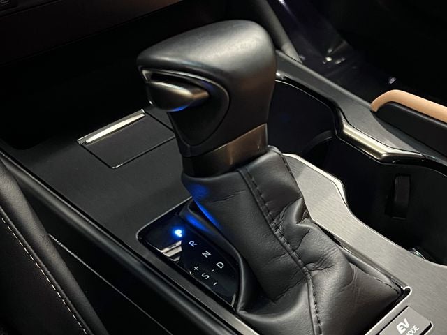 2025 Lexus ES 300h