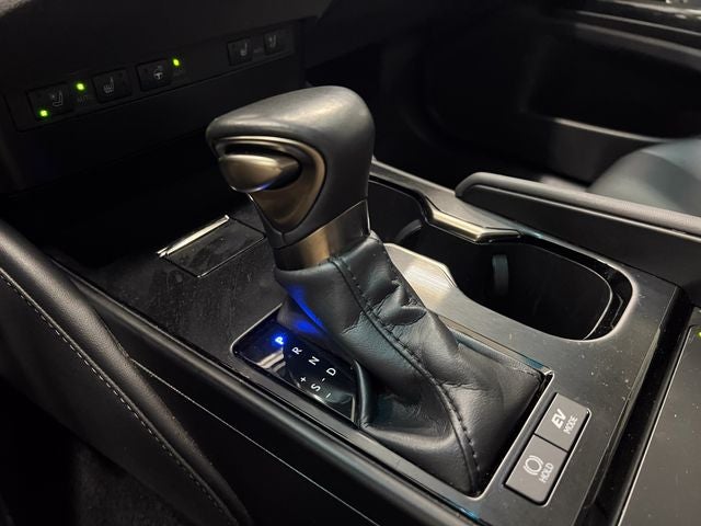 2023 Lexus ES 300h