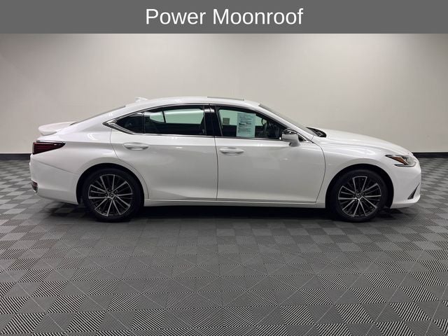 2023 Lexus ES 300h