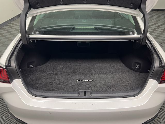 2023 Lexus ES 300h