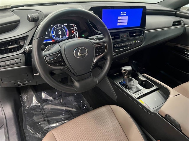 2025 Lexus ES 350