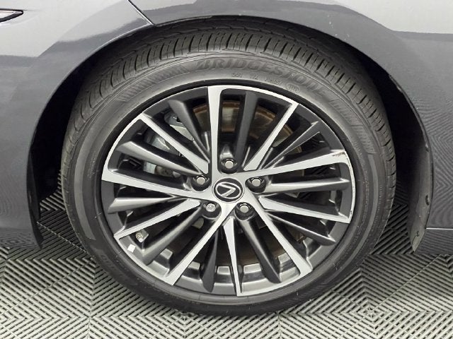 2025 Lexus ES 350